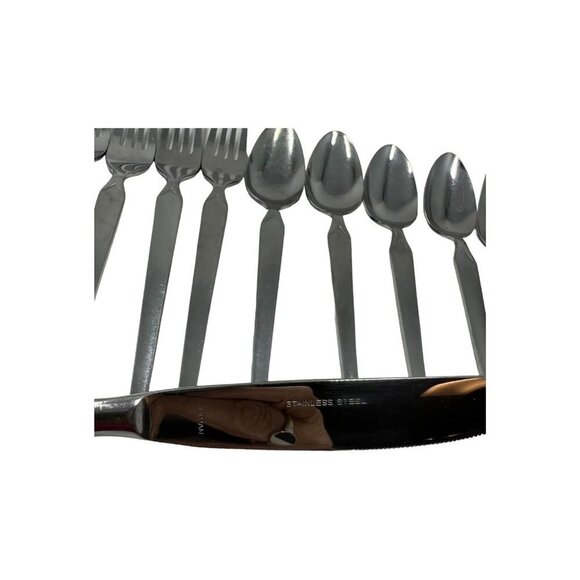 Stanley‎ Roberts Cortina Stainless Flatware Japan 16 Piece Service - Picture 6 of 9
